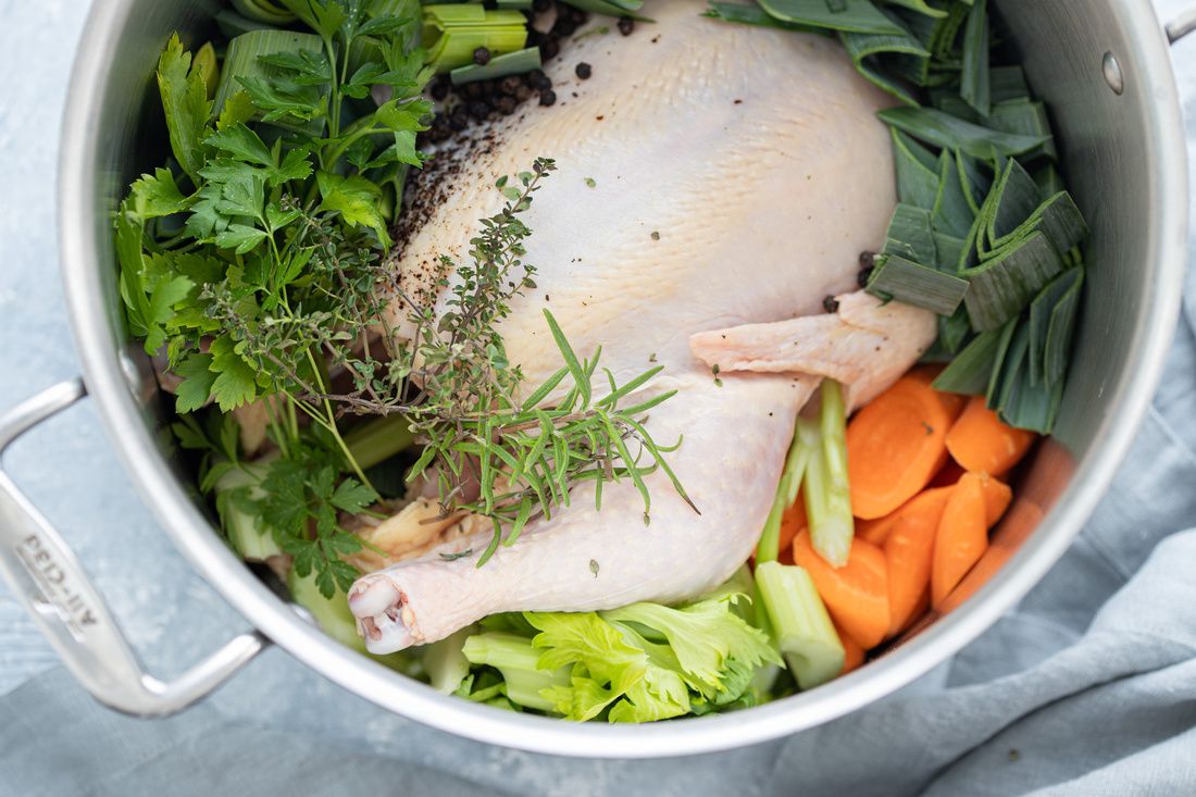 low-fodmap-chicken-broth-nourishing-meals